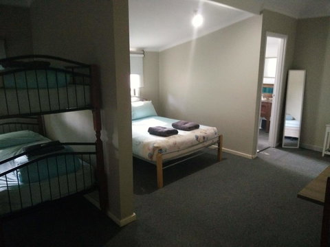 Ithaca 1896 Manor - Hervey Bay Accommodation 2