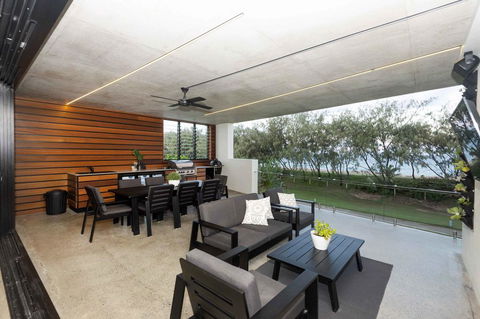 IVY Villas - Tourism Hervey Bay 2