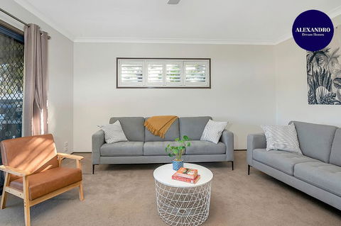 Jervis Bay - 10 Min Drive To Famous Hyams Beach - Hervey Bay Accommodation 0