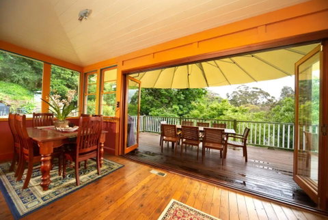 JILLS RETREAT LEURA/KATOOMBA - Tourism Hervey Bay 3