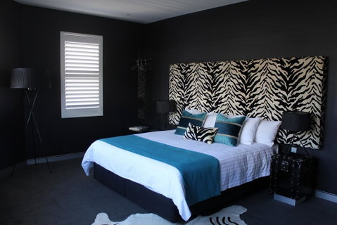 Junction Hotel - Hervey Bay Accommodation 0