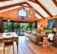 Kangaroo Valley Timber Cabin - Tourism Hervey Bay