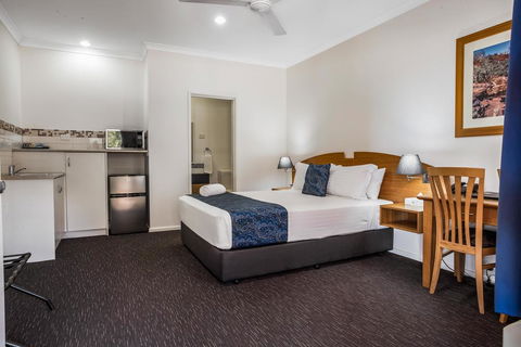 Karratha Central Apartments - Hervey Bay Accommodation 1