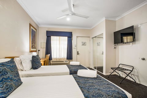 Karratha Central Apartments - Hervey Bay Accommodation 2