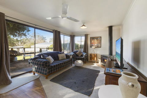Katisha Cottage - Pet Friendly And Close To Town - Tourism Hervey Bay 0