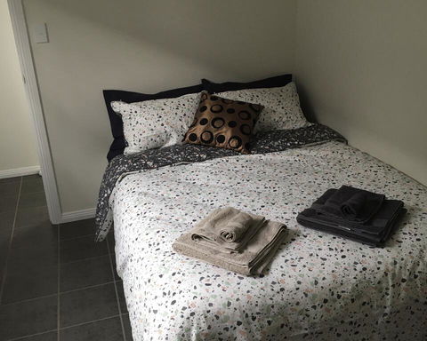Kats BnB - Hervey Bay Accommodation 0