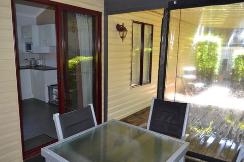 Kedron Cottages - Hervey Bay Accommodation 1