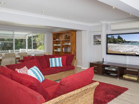 Kendalls Beach House - Tourism Hervey Bay 2