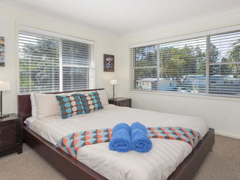 Kendalls Beach House - Tourism Hervey Bay 1
