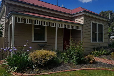 Kenmaur Cottage - Tourism Hervey Bay 1