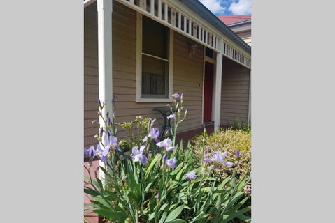 Kenmaur Cottage - Tourism Hervey Bay 0
