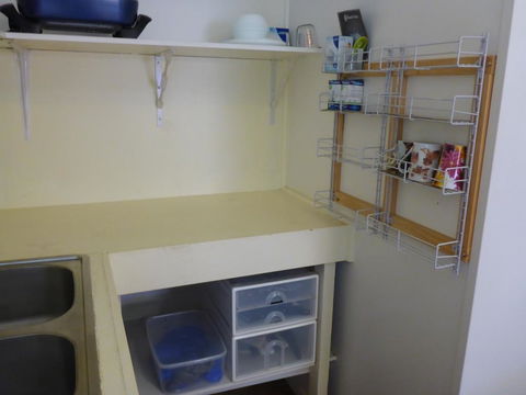 Kenny's Cabin - Hervey Bay Accommodation 3