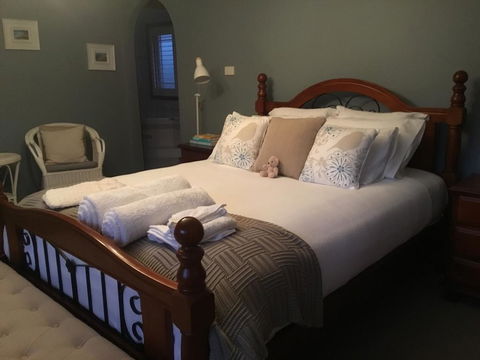 Kiama Guesthouse - Tourism Hervey Bay 1