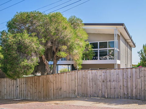 Kiltevna - Hervey Bay Accommodation 0