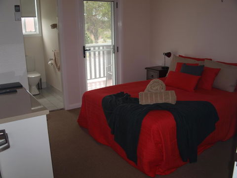 King Street Motel - Hervey Bay Accommodation 0