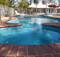 Kinka Palms Beachfront Apartments / Motel - Hervey Bay Accommodation