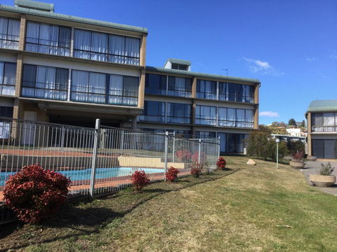 Kirwan Apartments 48 - Tourism Hervey Bay 1
