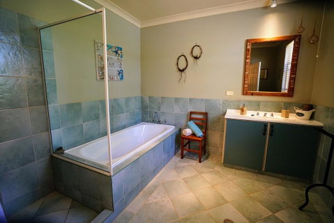 Kiwarrak Country Retreat - Hervey Bay Accommodation 3