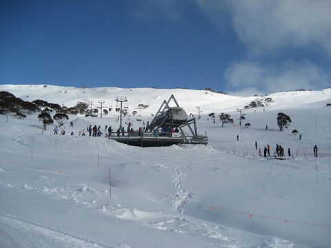 Knockshannoch Ski Lodge - Tourism Hervey Bay 2