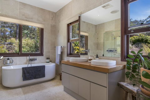 Koonyum Range Retreat - Tourism Hervey Bay 2