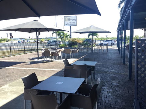 Kooyong Hotel - Hervey Bay Accommodation 2