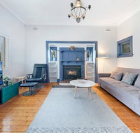 KOZYGURU ARNCLIFFE SYDNEY AIRPORT RENOVATED COTTAGE 3 BED HOUSE NAR232 - Hervey Bay Accommodation