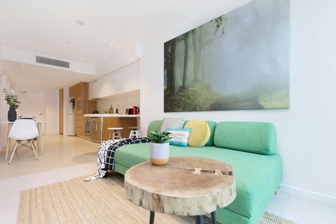 KOZYGURU SKYTOWER BRISBANE CBD 2 BED APT QBN222-1815 - Tourism Hervey Bay 0