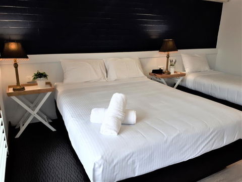 Kurri Motor Inn - Tourism Hervey Bay 0