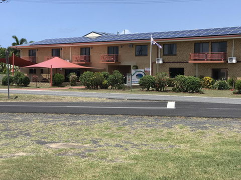 Kurrimine Beach Motel - Hervey Bay Accommodation 0