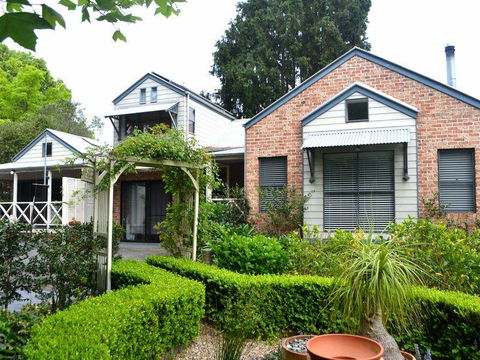KVee Accommodation - Tourism Hervey Bay 0