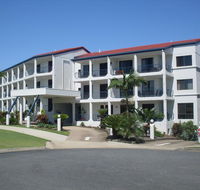 L'Amor Holiday Apartments - Hervey Bay Accommodation