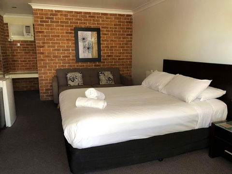 Lake Macquarie Motor Inn - Tourism Hervey Bay 0