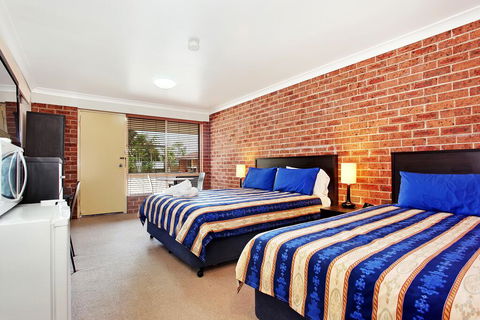 Lake Macquarie Motor Inn - Tourism Hervey Bay 2