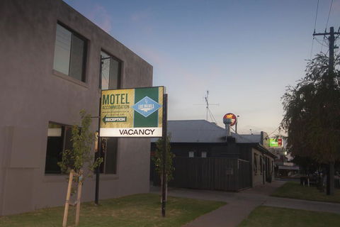 Lake Mulwala Hotel Motel - Hervey Bay Accommodation 3