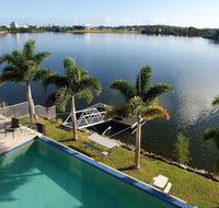 Lakehouse Family Oasis by Getastay - Hervey Bay Accommodation