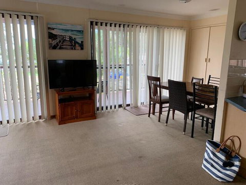 Lakehouse On Oxley - Tourism Hervey Bay 3