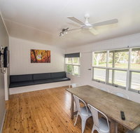 Lakeside Cabins  Holiday Village - Hervey Bay Accommodation