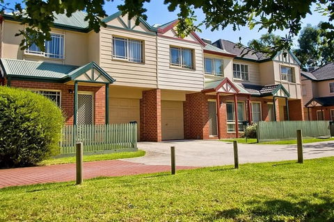 Lamplighter Motel And Apartments - Hervey Bay Accommodation 2
