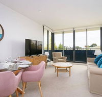 Large Modern 2 Bedroom Apartment near Lake Claremont - Tourism Hervey Bay
