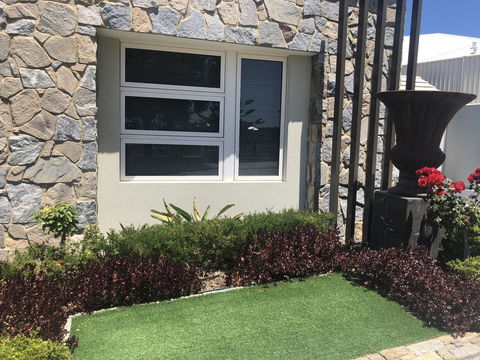 Lavender Manor BnB - Tourism Hervey Bay 1