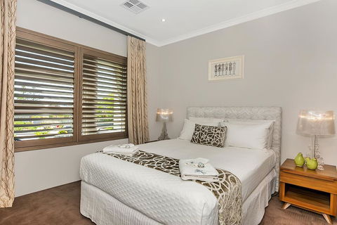 Lavender Manor BnB - Tourism Hervey Bay 3