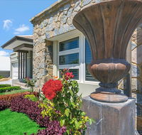 Lavender Manor BnB - Tourism Hervey Bay