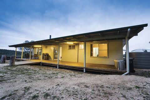 Lavender Vale Cottages - Hervey Bay Accommodation 2