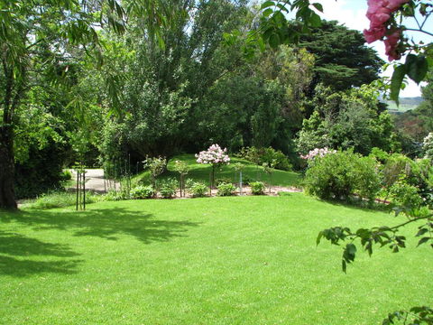 Leafield Cottages - Hervey Bay Accommodation 1