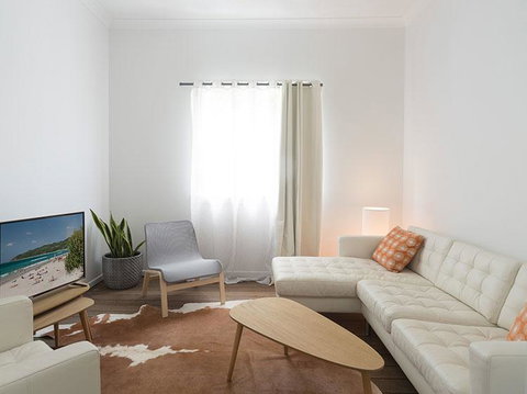 Lena's Beach House Byron Bay - Hervey Bay Accommodation 3