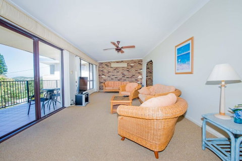Lentara St 12 - Fingal Bay - Hervey Bay Accommodation 3