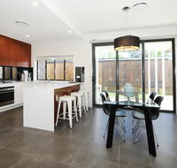 Lewis Street Apartments by Kirsten Serviced Accommodation - Hervey Bay Accommodation