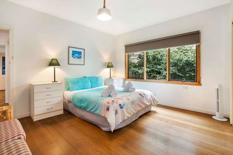 Lighthouse Cottage - Hervey Bay Accommodation 3