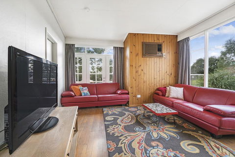 Lilydale 3 Bedroom House Pet Friendly - Tourism Hervey Bay 1