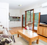 Lilypad Luxury Cabins - Tourism Hervey Bay